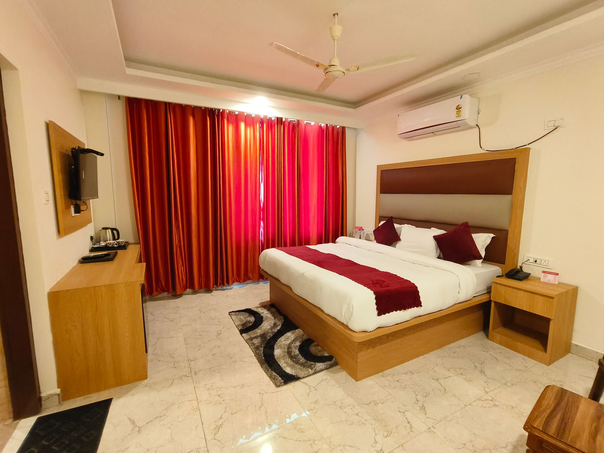 Angels Inn Resort Executive Room 11