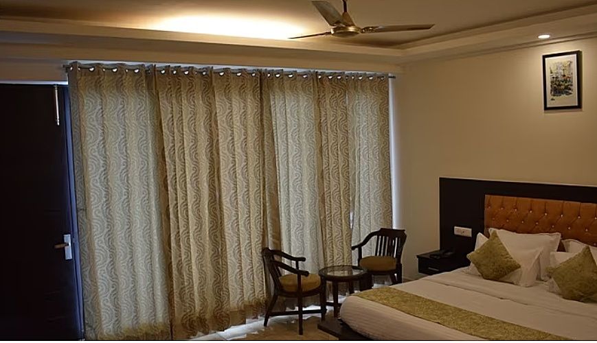 Angels Inn Resort Executive Room 8