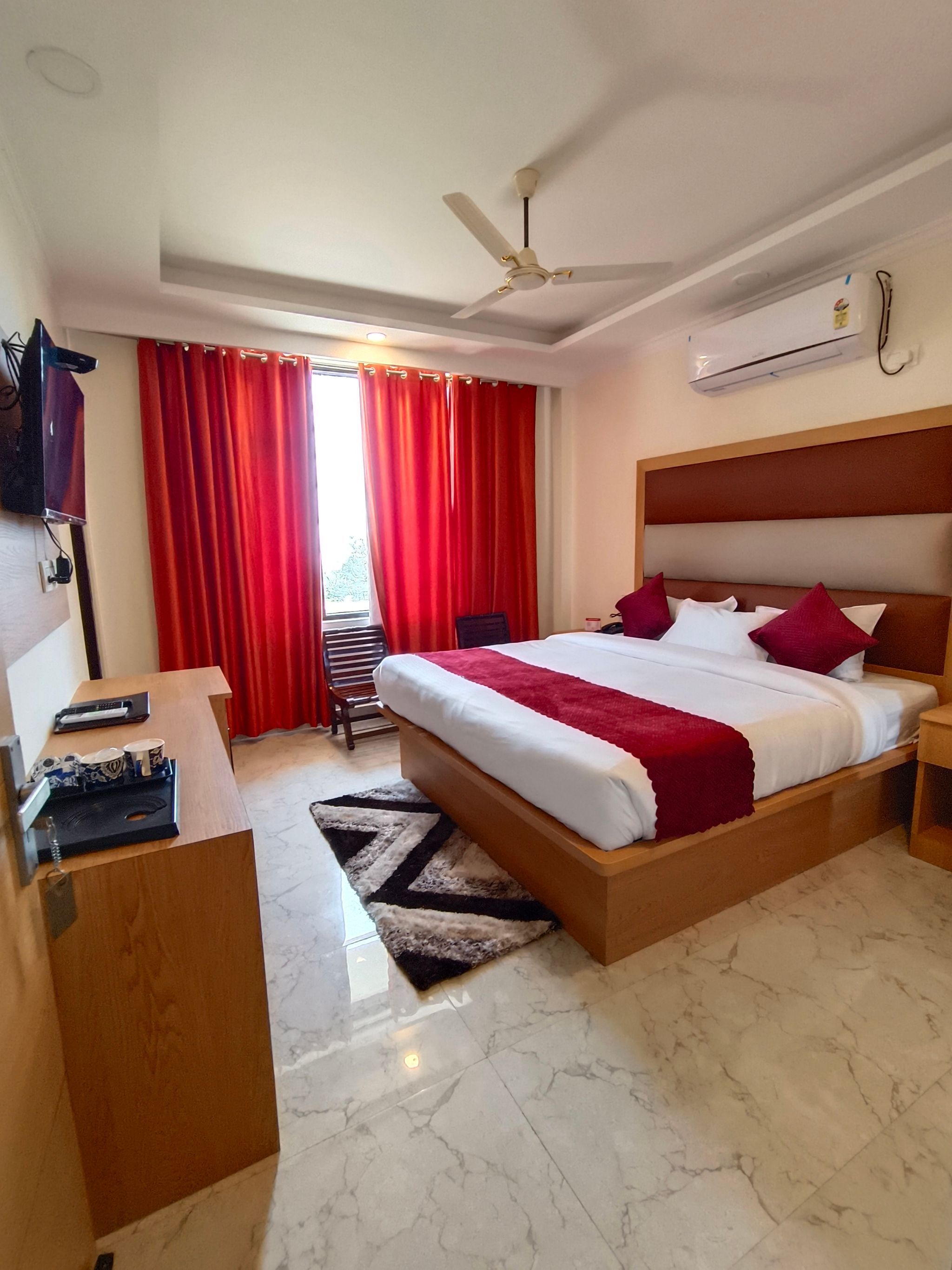 Angels Inn Resort Executive Room 2