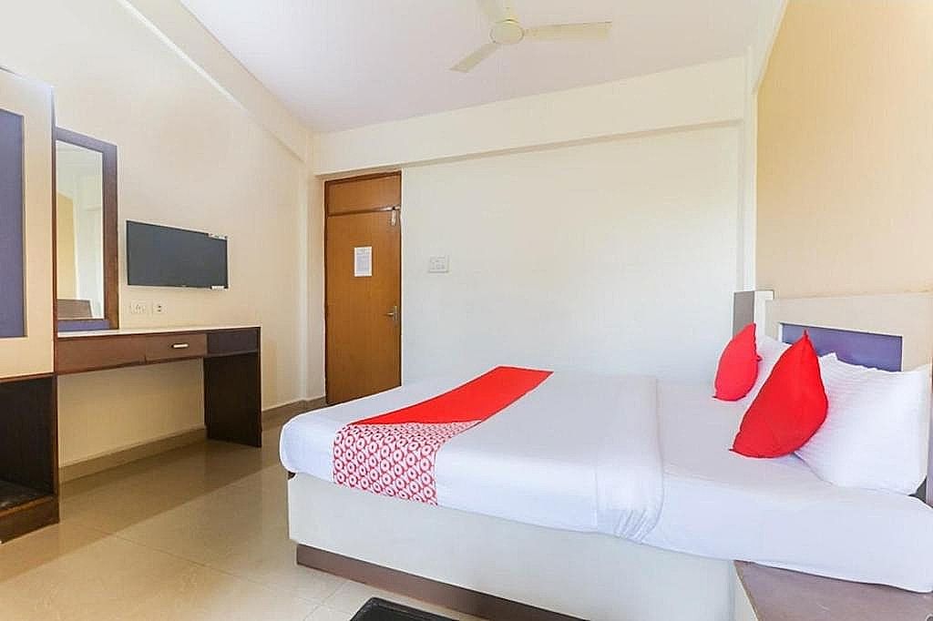 undefined Hotel City Garden 8