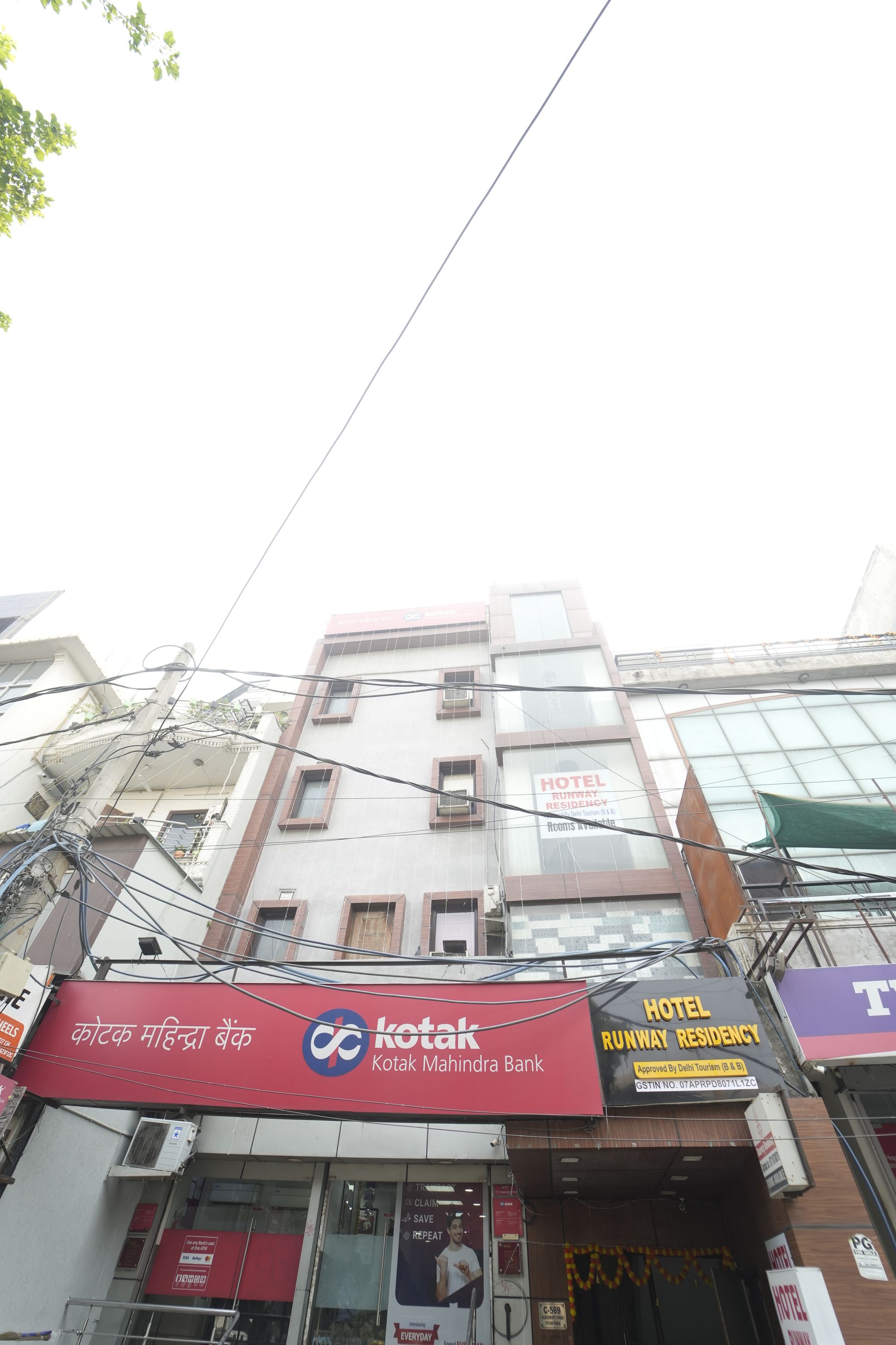 undefined  Hotel  Runway Residency, Pitampura 9