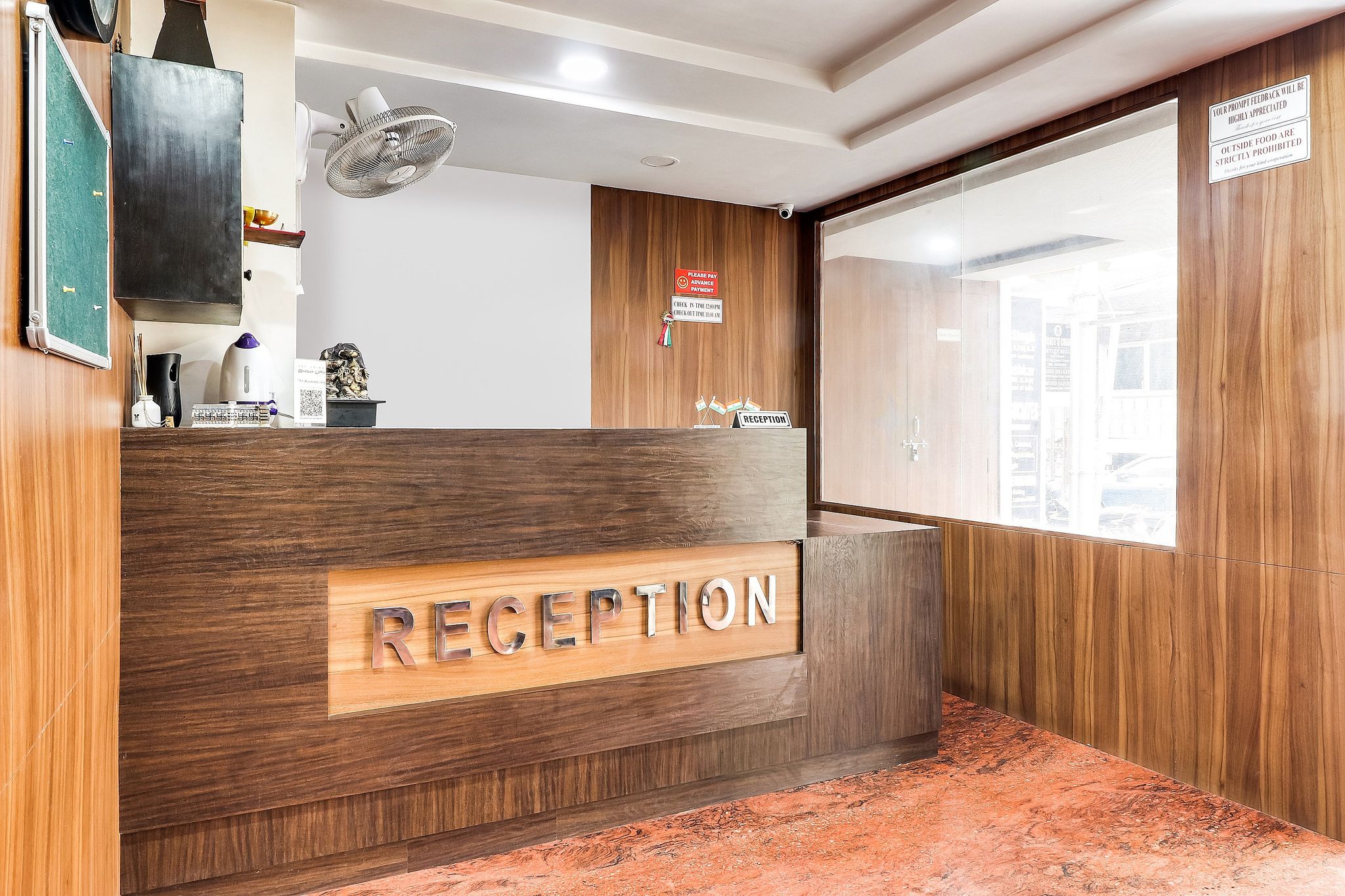undefined Super Capital O Seven Wonders Inn Near Sahara Ganj Mall 3