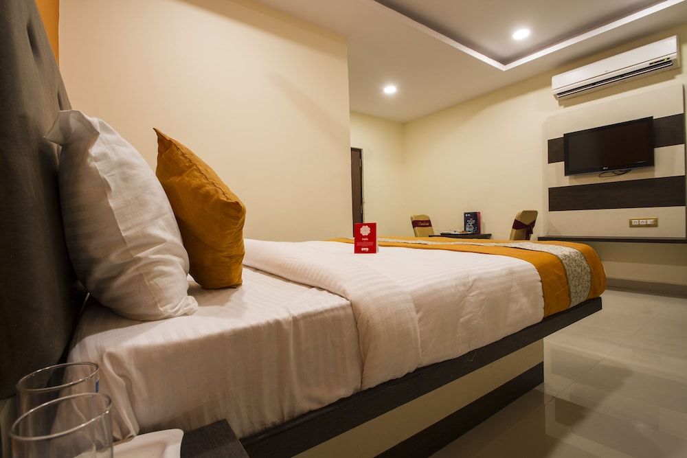 OYO 3968 Chandras Residency Double or Twin Room 10
