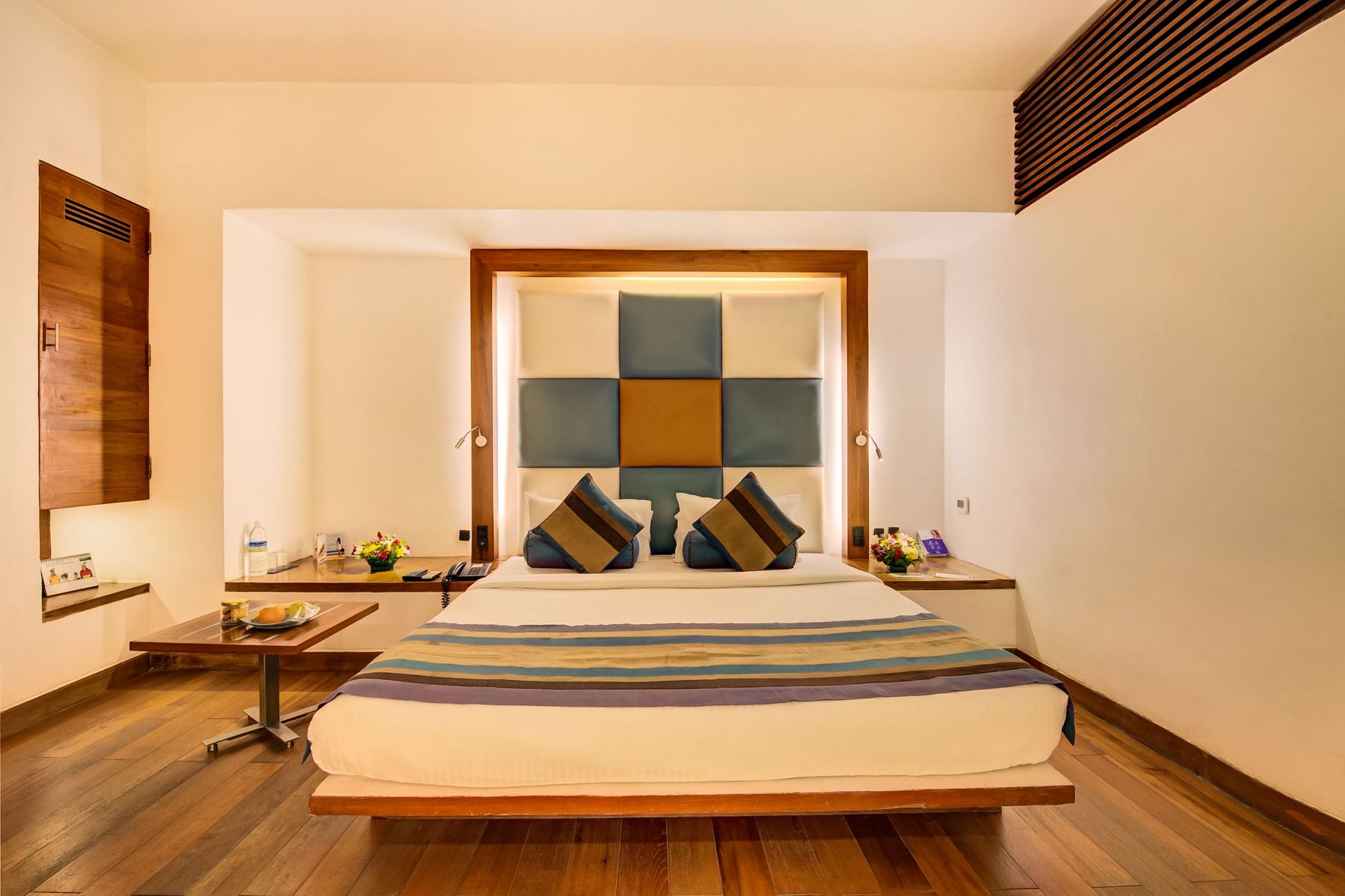 The Promenade Pondicherry Superior Room, 2 Twin Beds 9
