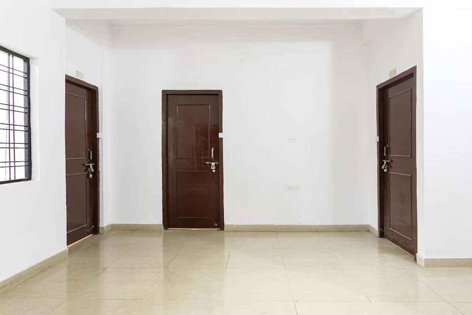 undefined Hotel O Aura Mall Bhopal Formerly Golden Star 3