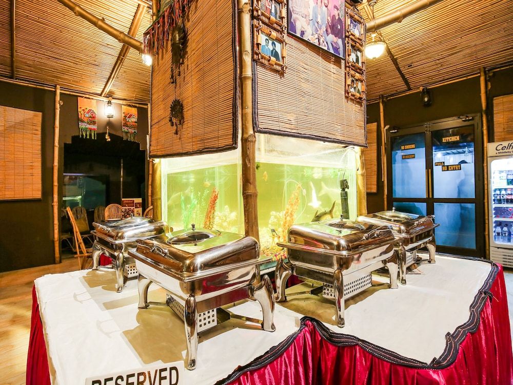 undefined OYO 47577 Hotel Goldenland 5