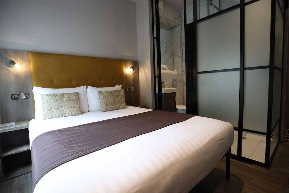 undefined Euston Square Hotel 5