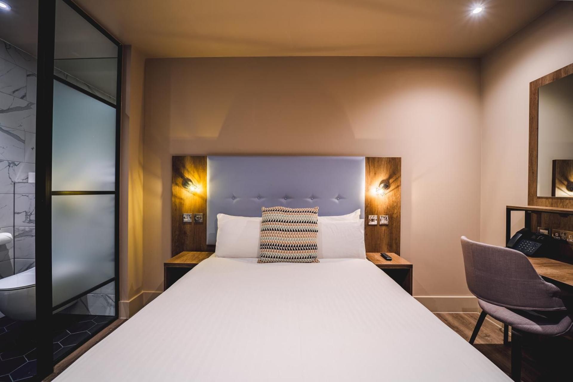 undefined Euston Square Hotel 3