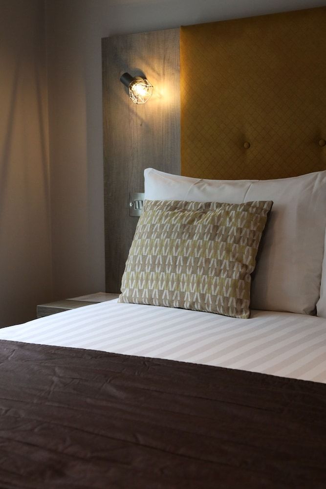 undefined Euston Square Hotel 6