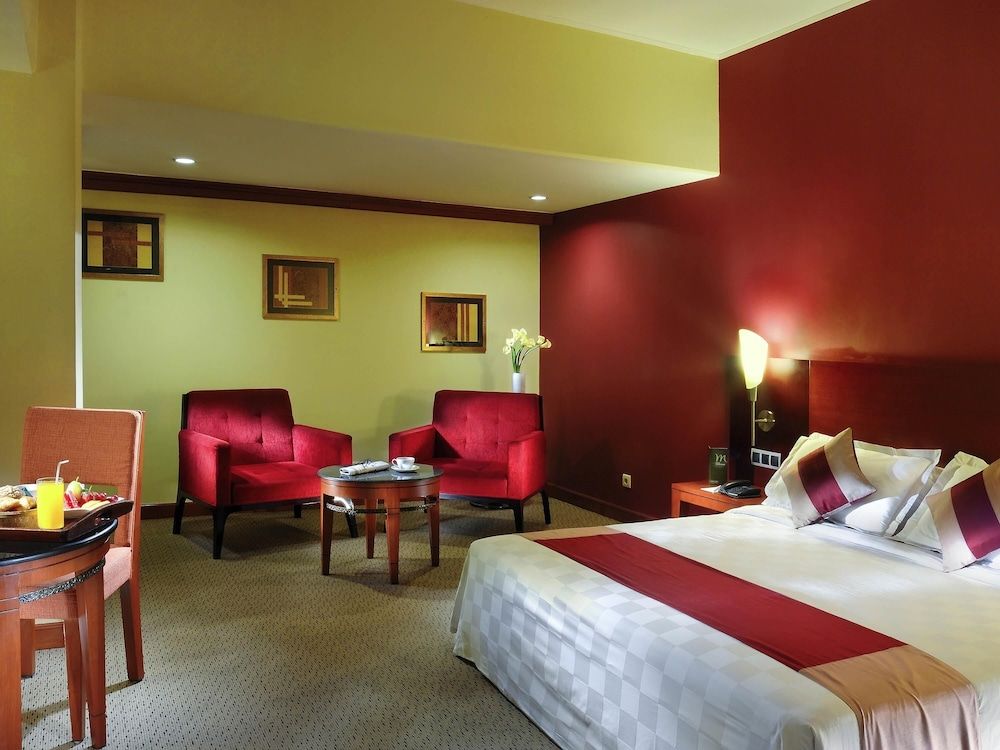 undefined Mercure Jakarta Kota 5