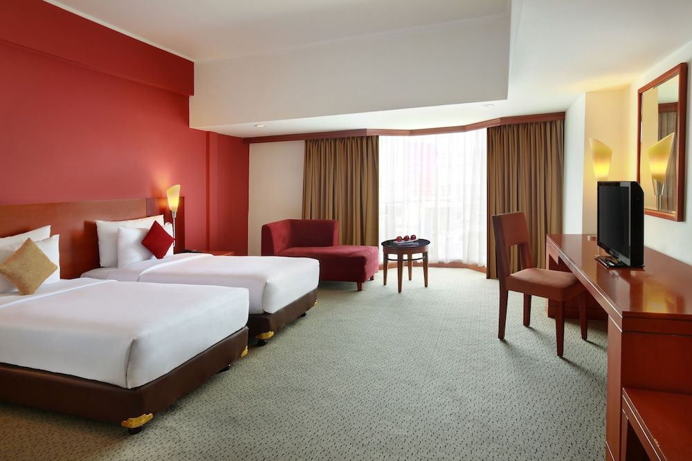undefined Mercure Jakarta Kota 7
