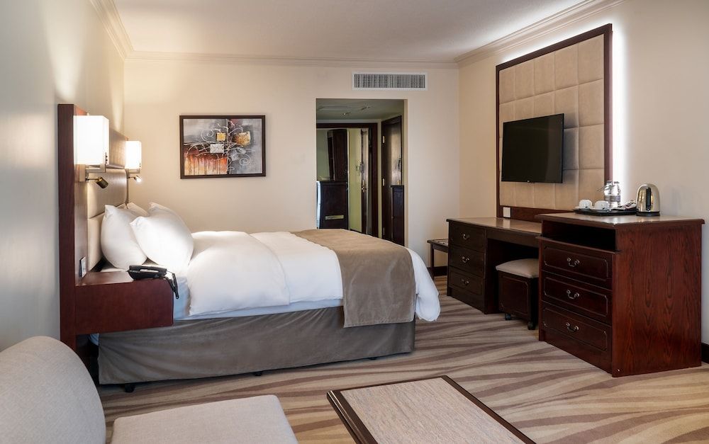 Landmark Amman Hotel & Conference Center Premium Room 6