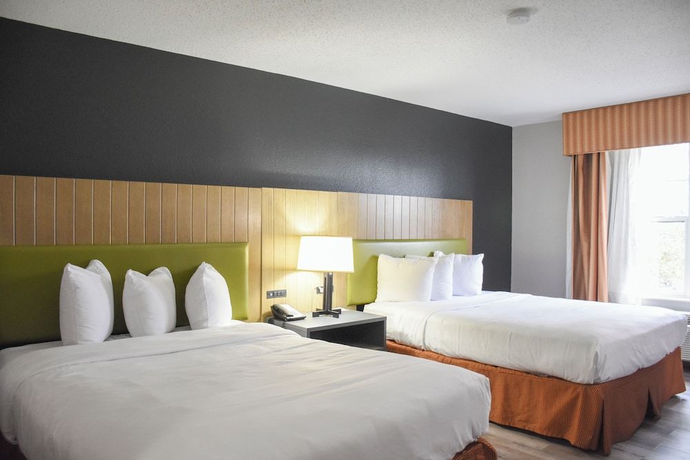 Room, 2 Queen Beds, Non Smoking