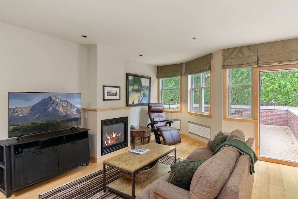 Condo, 1 Bedroom