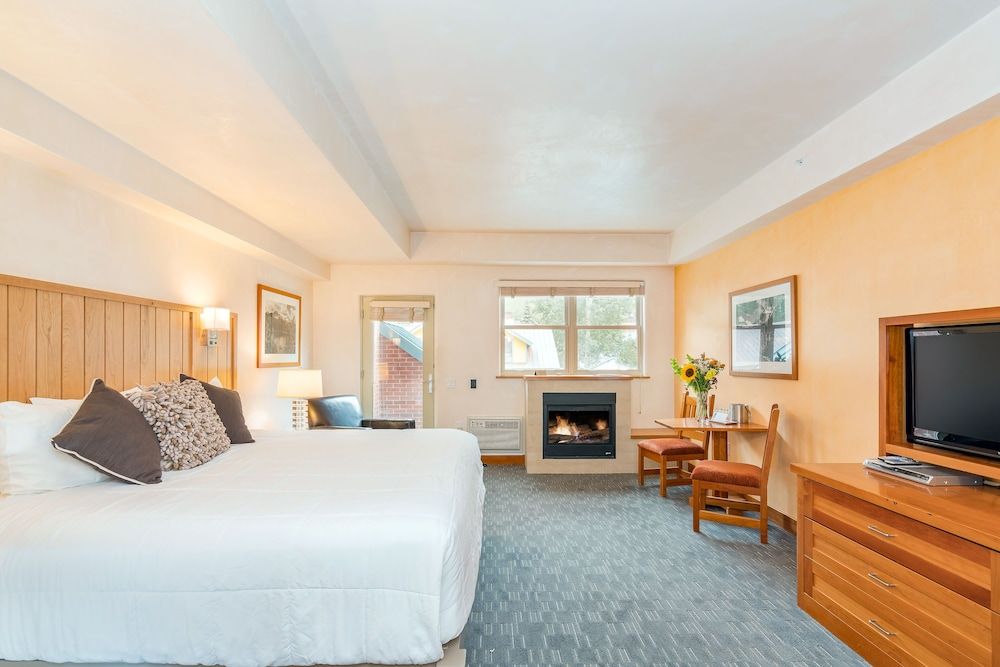 Camel's Garden Hotel Select Room, 1 King Bed