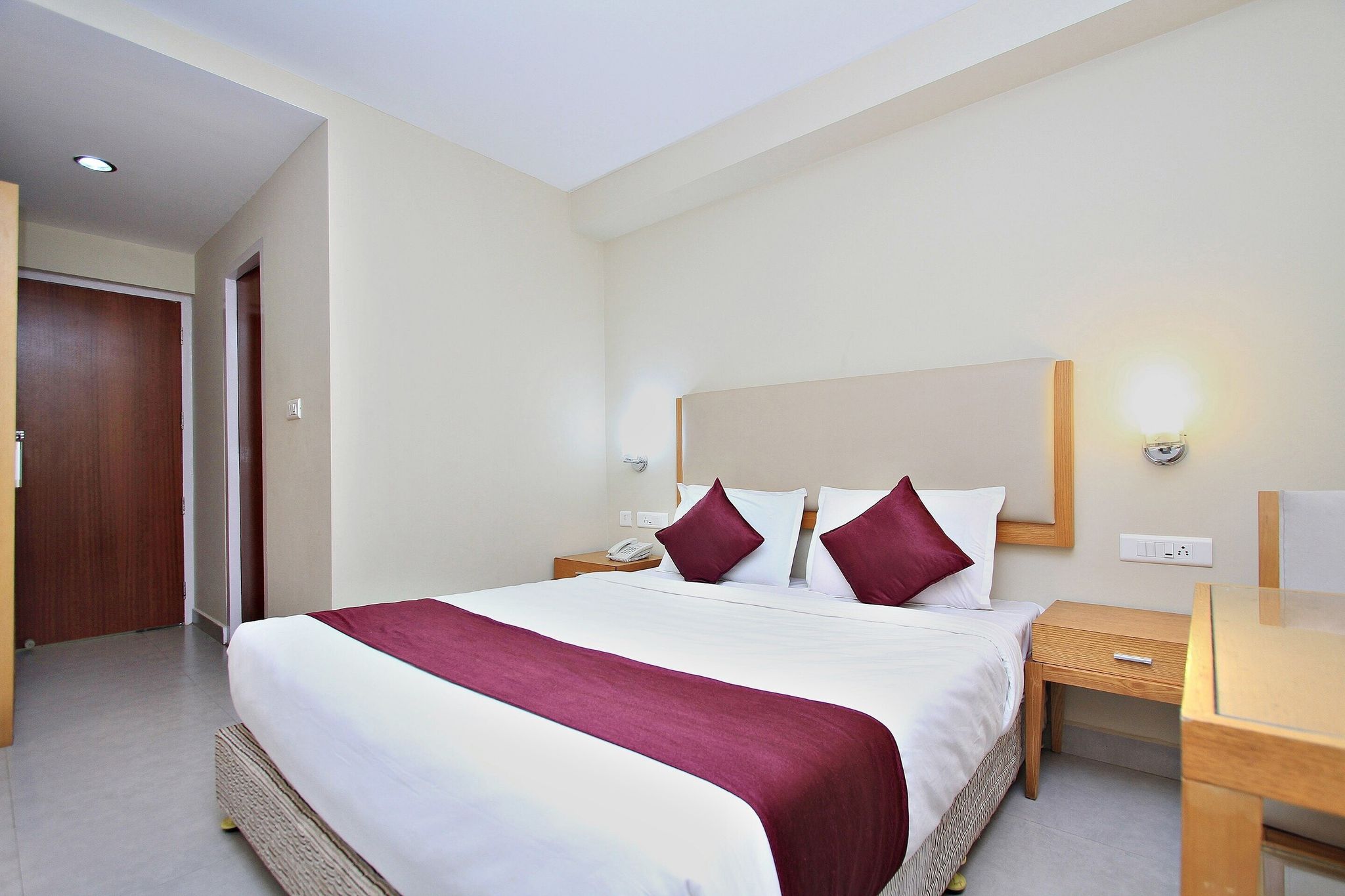 undefined Super Capital O Hills Palace 5