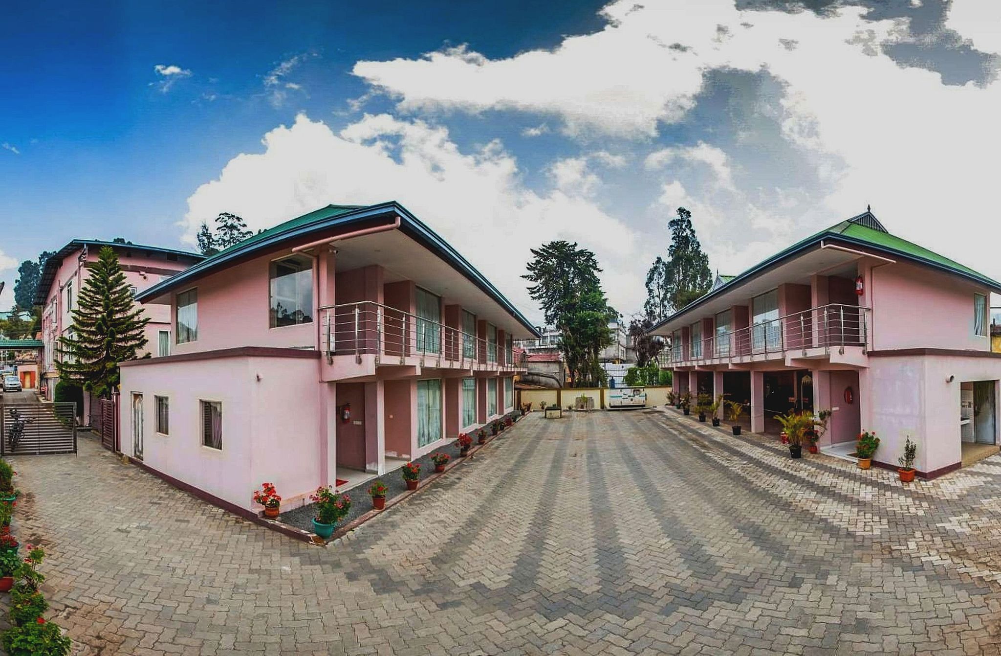 undefined Super Capital O Hills Palace 6