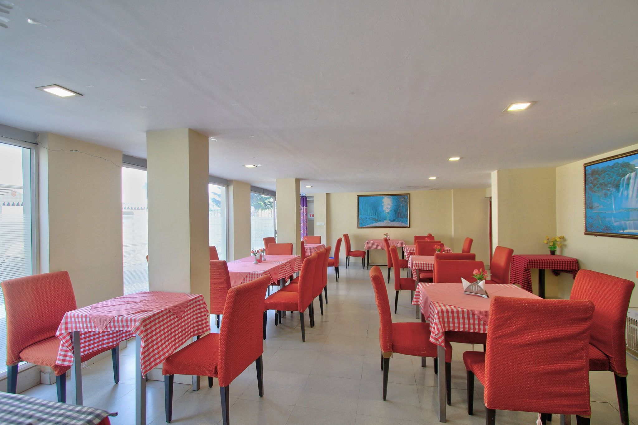 undefined Super Capital O Hills Palace 9