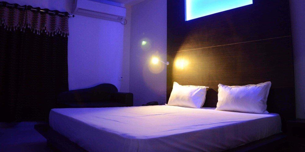 undefined Kanha Hotel & Restaurant 8