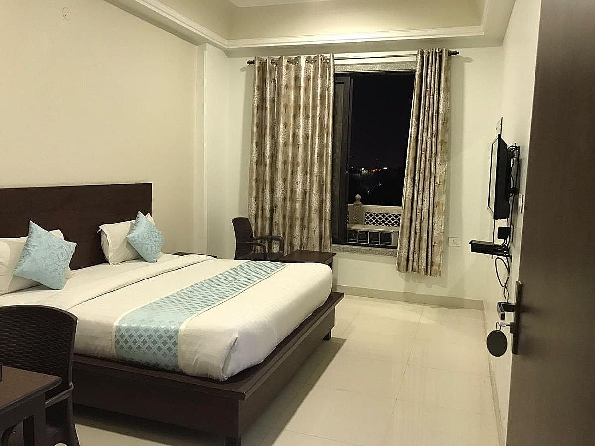 Jeenmount Heritage Boutique Hotel-JLN Marg Super Deluxe Room 8