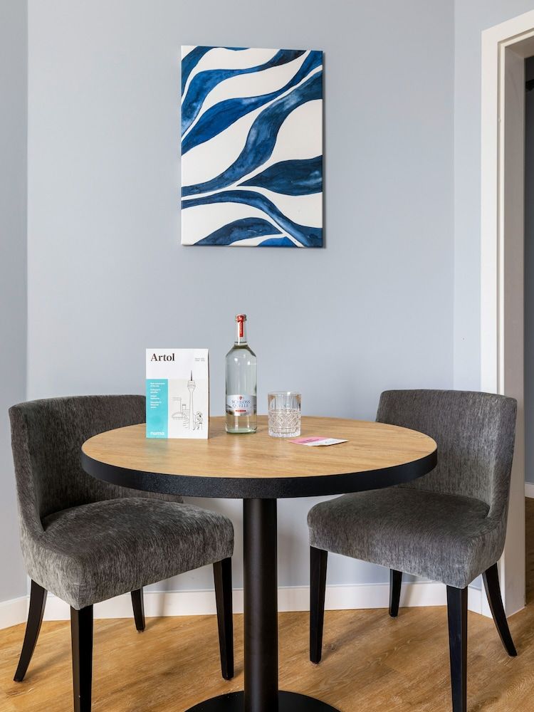 Numa Düsseldorf Artol XL Studio, Kitchenette and Sofa Bed 4