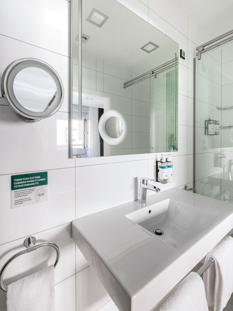 Numa Düsseldorf Artol Large Studio with Kitchenette 10