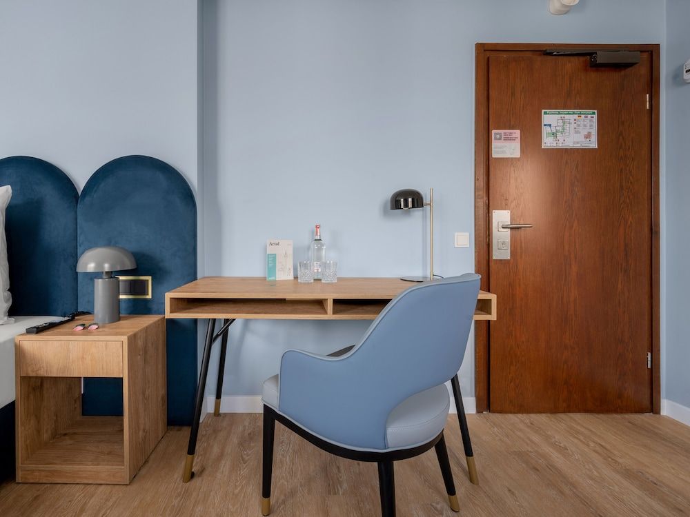 Numa Düsseldorf Artol Large Studio, Kitchenette, Balcony 5