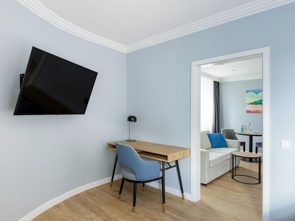 Numa Düsseldorf Artol XL Studio, Kitchenette and Sofa Bed 11