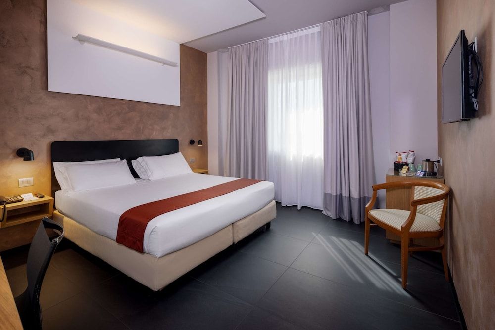 undefined Best Western Hotel Major 4