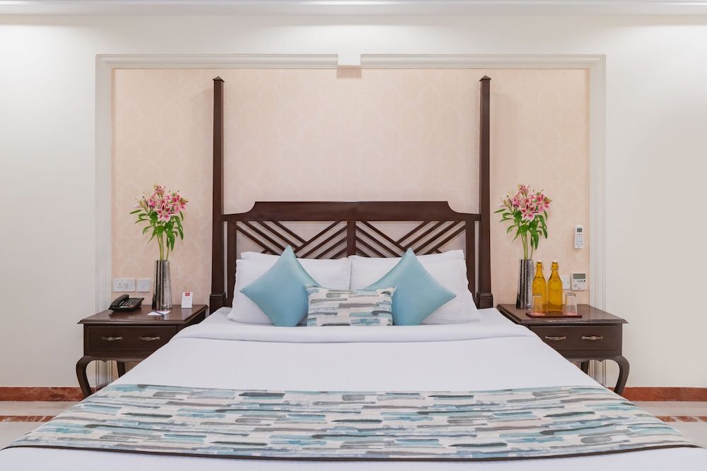 Deluxe Suite with Balcony