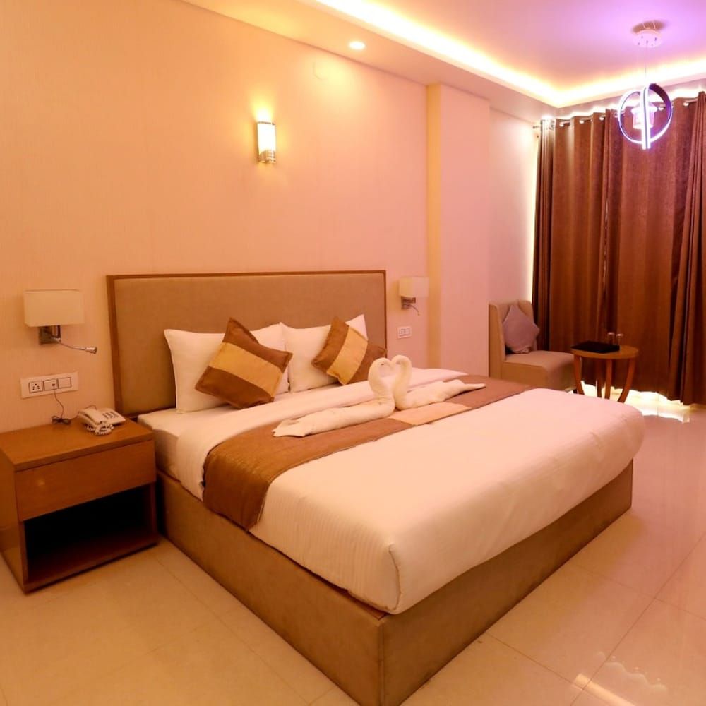 undefined Hotel Yuvraj Grand 5