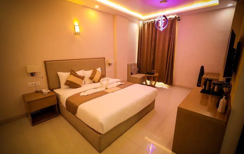 Hotel Yuvraj Grand SUPER DELUX 4