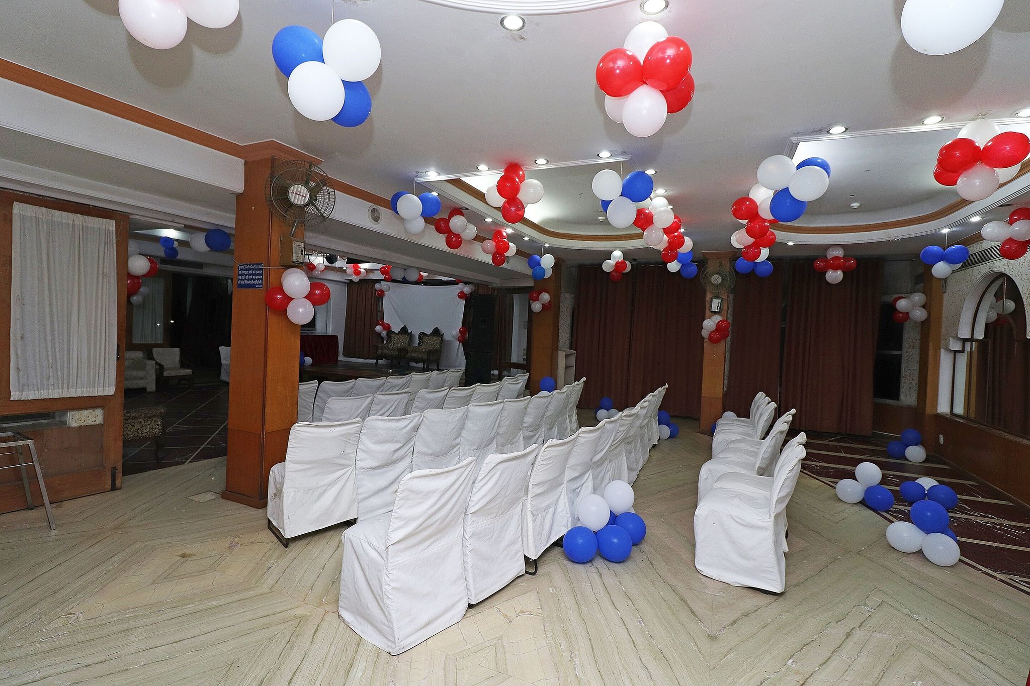 undefined OYO Hotel Solitaire & Restaurant 5