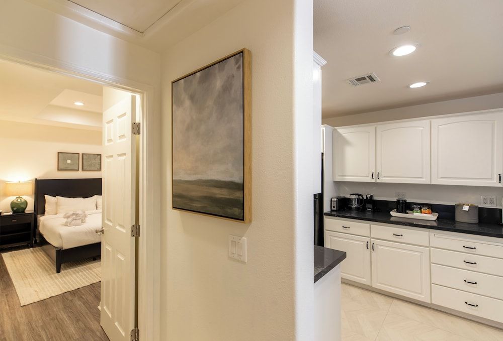 Wine Valley Inn Deluxe Suite 4