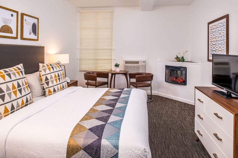 Wine Valley Inn Village Tower King 2