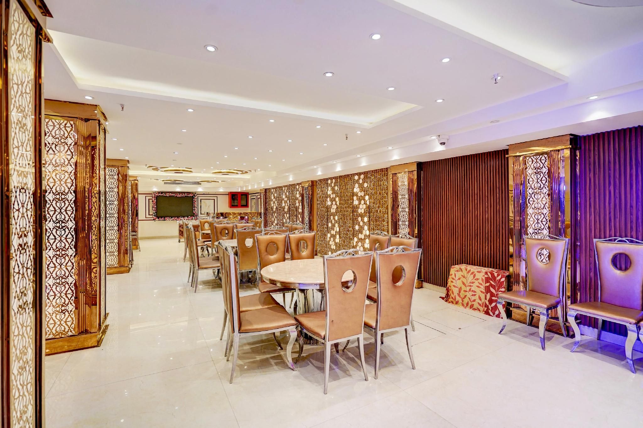 Food & Dining