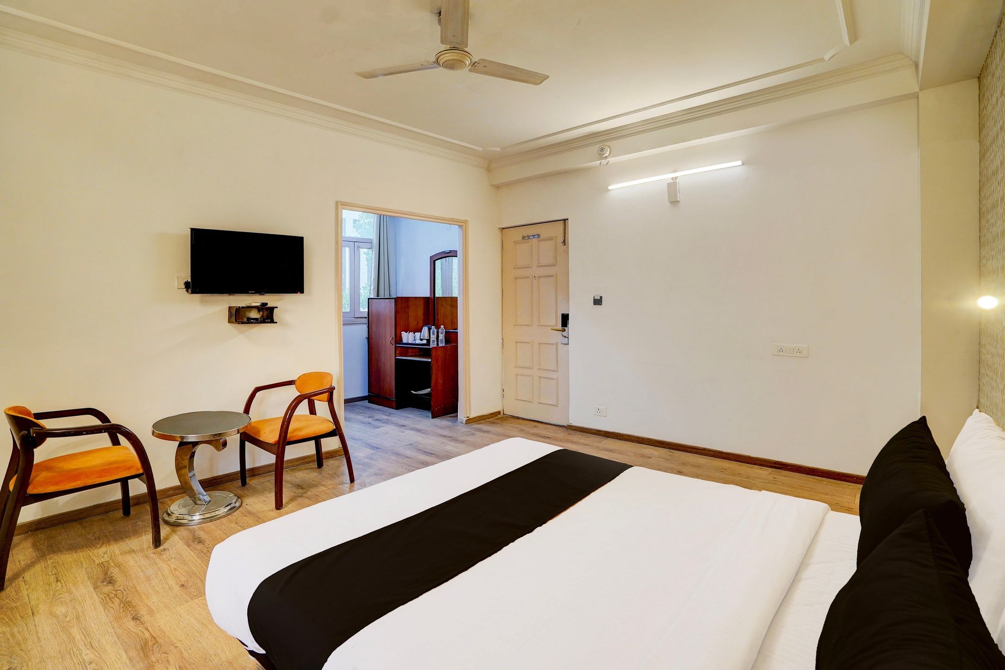 Super Townhouse Jageer Palace Near Mayapuri Chowk Classic Room 17