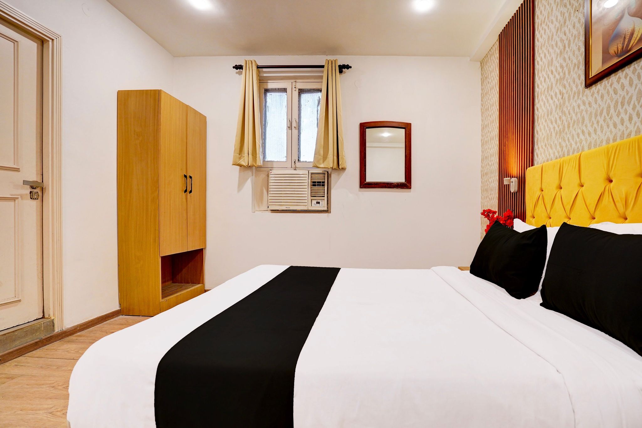 Super Townhouse Jageer Palace Near Mayapuri Chowk Classic Room 14