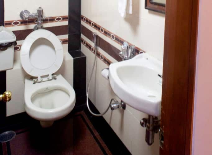 Hotel Adarsh Baug