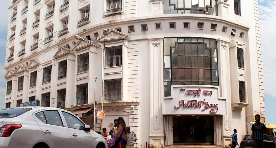 Hotel Adarsh Baug