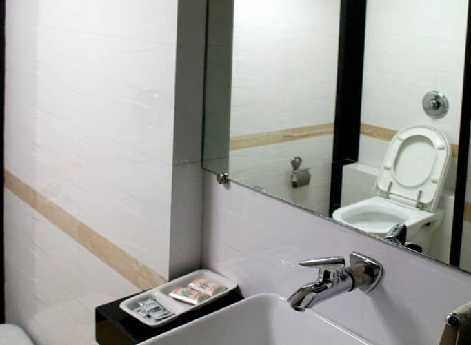 Hotel Adarsh Baug