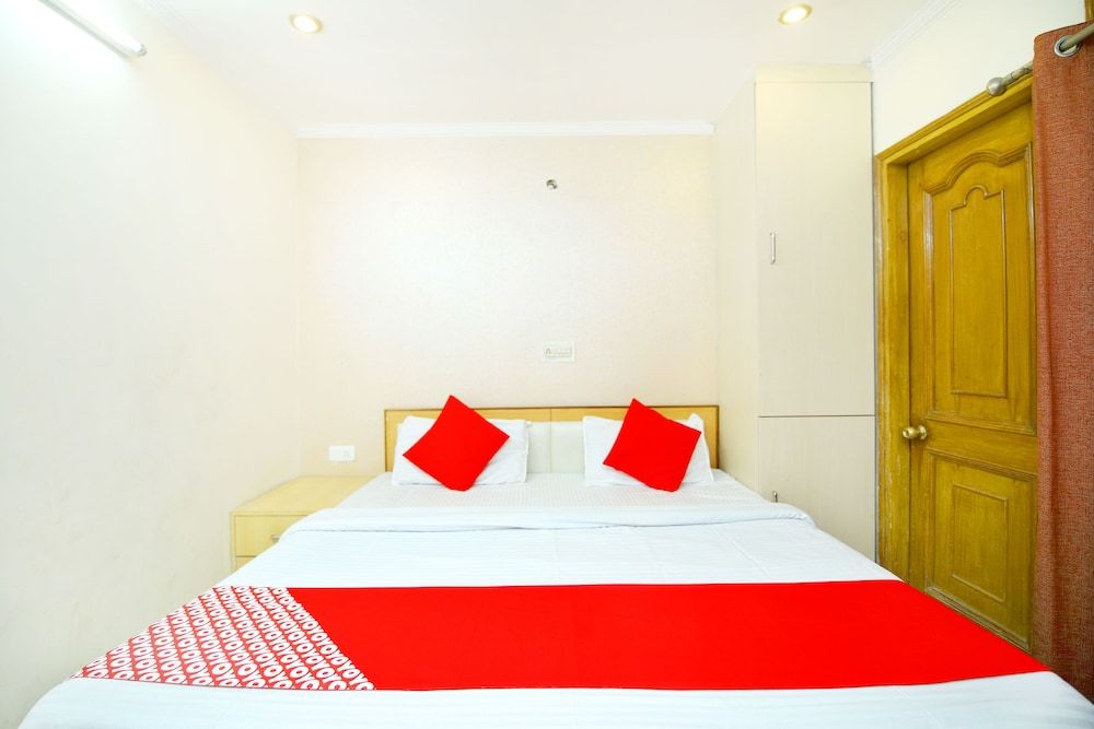 undefined OYO 41618 Hotel Regency 10