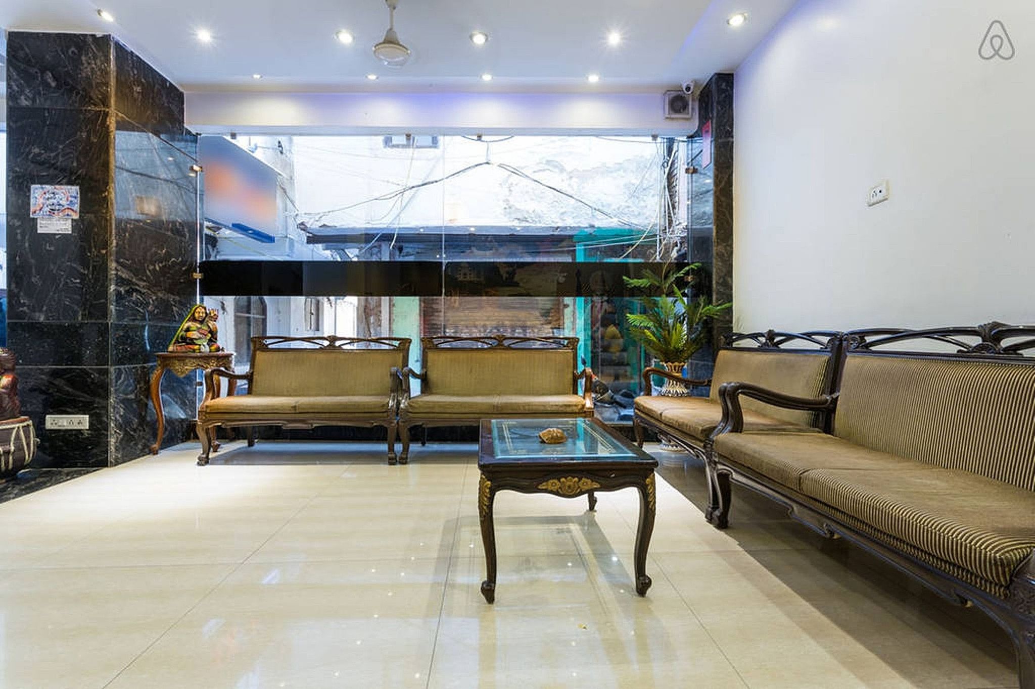undefined Amax Inn 4