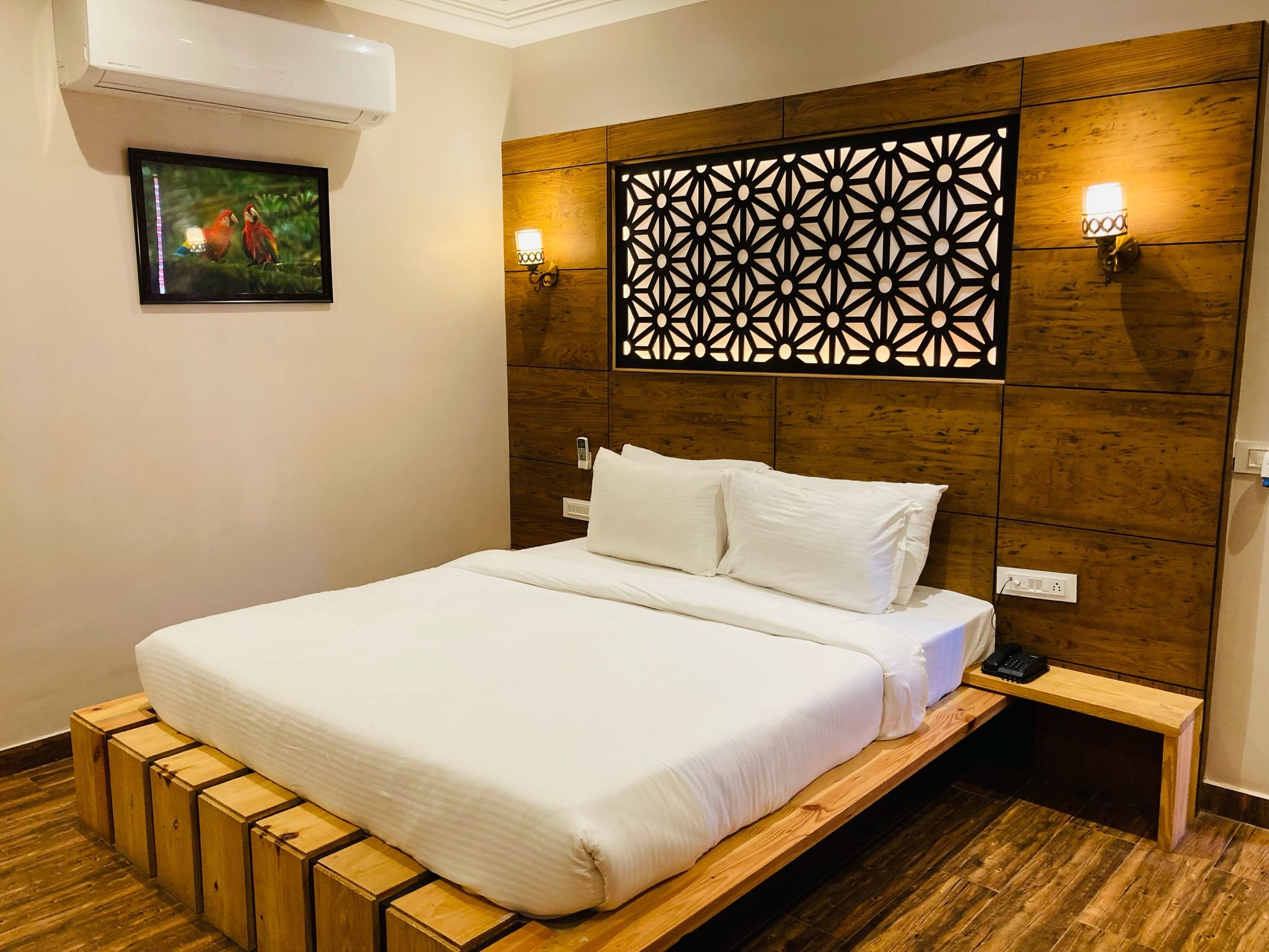 Desi Thath Resort Premium Cottage 7