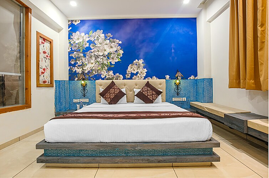  Hotel Malghotras Super Deluxe (Non-View )