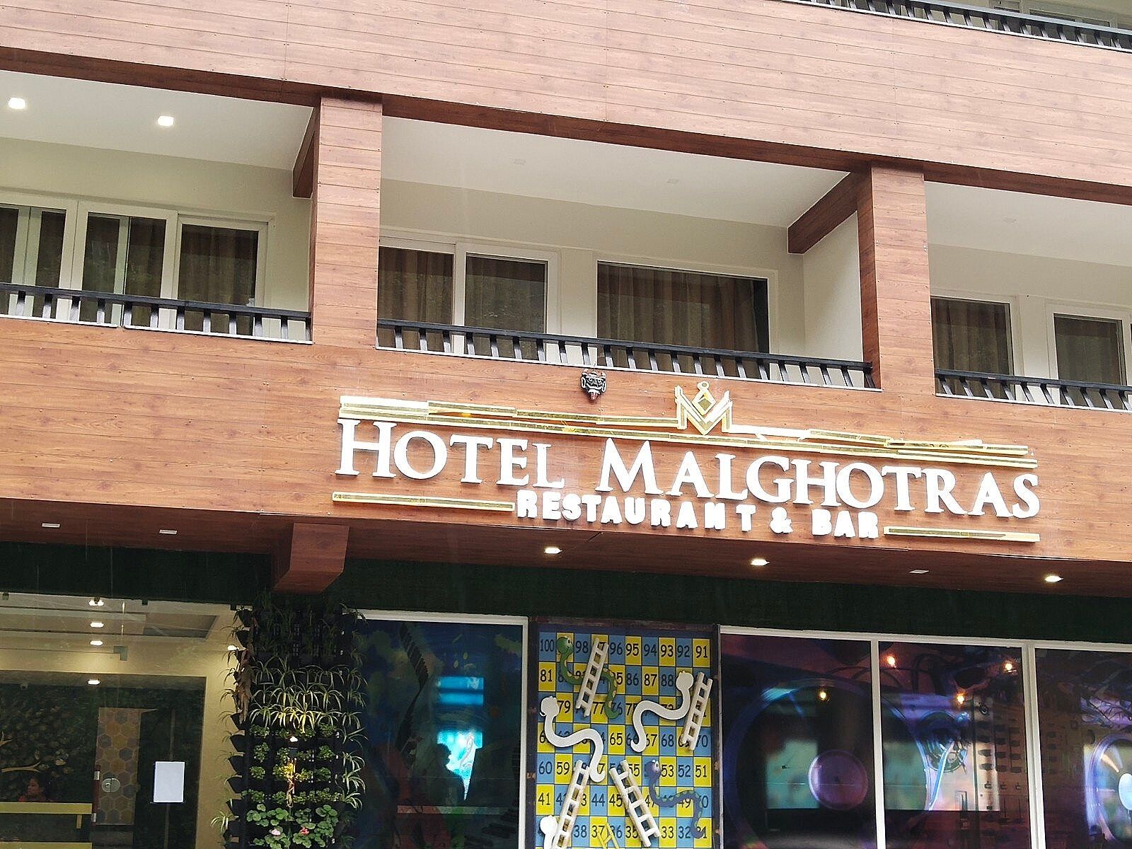 undefined  Hotel Malghotras 7