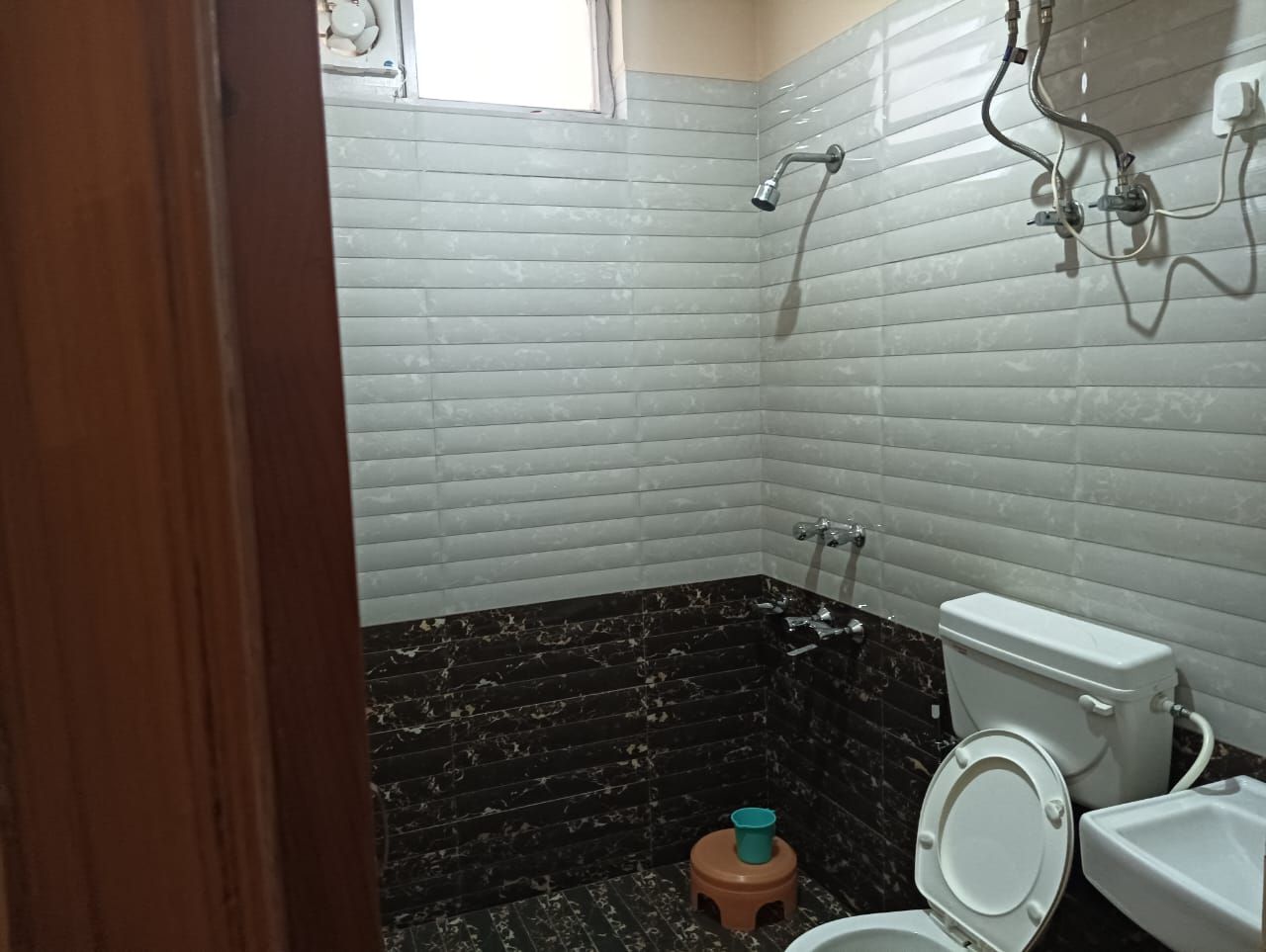 Agastya Residency Deluxe Room( No View) 7