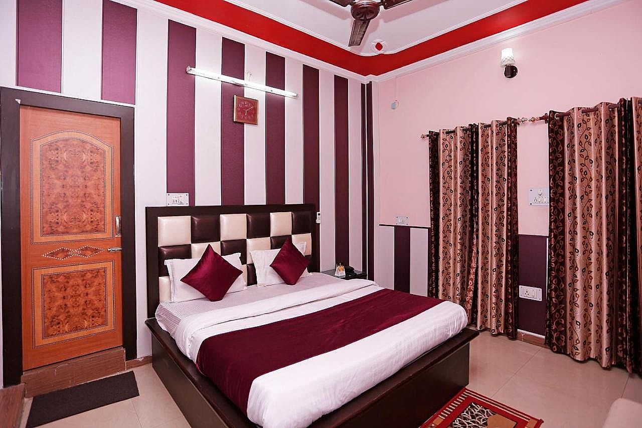 Hotel O by OYO Mehfil Hotel Classic Room 2