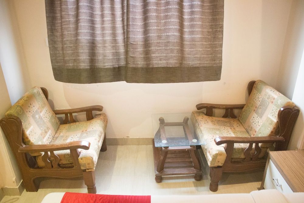 Hotel Highland Residency Executive Room 4