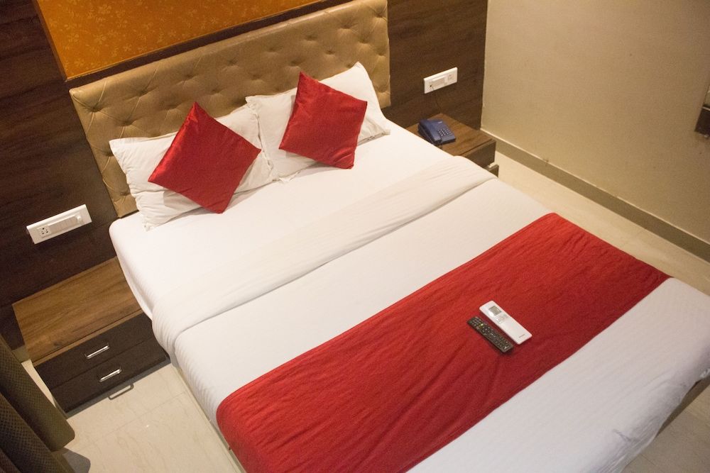 undefined Hotel Highland Residency 5